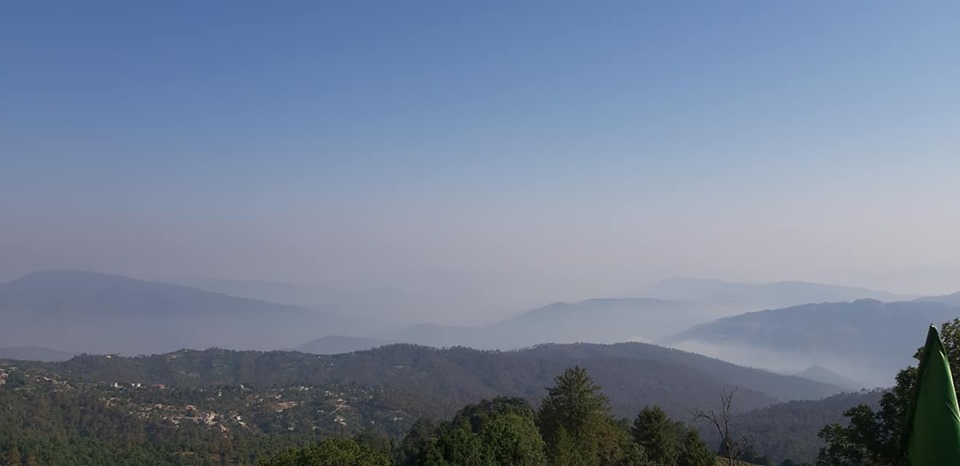Mukteshwar_'s tweet photo. Mukteshwar is a small but very beautiful Himalayan Town in @NainitalDistrict

#Mukteshwar is rich in scenic beauty &amp; famous for its Himalayan Range
Green Valley View
Apples
Apricot 
Plums
Oak  Rhododendron Forest

#मुक्तेश्वर #Nainital #Uttarakhand #NainitalTourism #Himalayas https://t.co/GK7FB5raFU