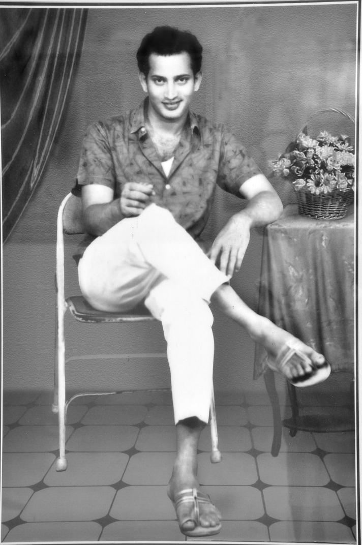 Exye93ZVIAQntj9?format=jpg&name=medium