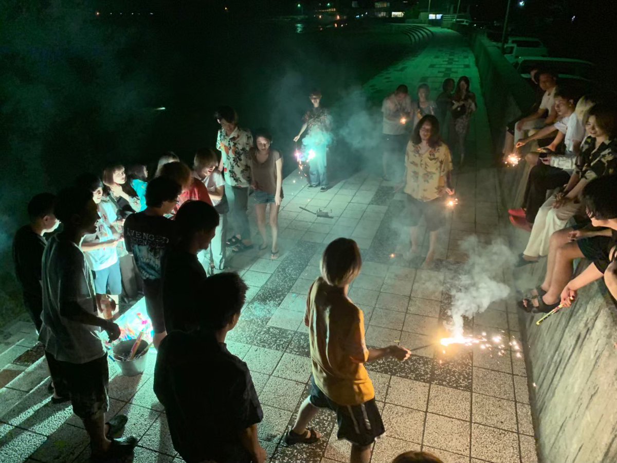SundaiAken's tweet photo. 今日はみんな大好き夏合宿の様子を紹介するよ〜！特に言うことはありませんが楽しいです。ギャルとの交流時間もあるよ。 https://t.co/gsKvkWjitc