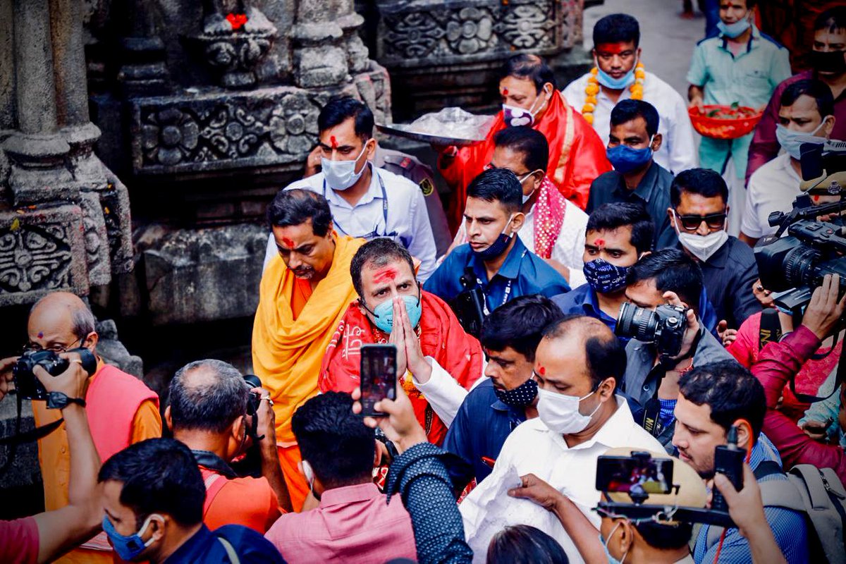 SevadalCHD's tweet photo. Sh.@RahulGandhi visited the Kamakhya Temple, seeking blessings for peace &amp; progress in Assam &amp; the welfare of each &amp; every person through #Congressor5Guarantee https://t.co/Bs9Fl59Wya