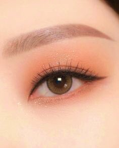 RespirerC's tweet photo. Макияж глаз #asianfashion #makeup #макияж https://t.co/aoHbcsPQVK