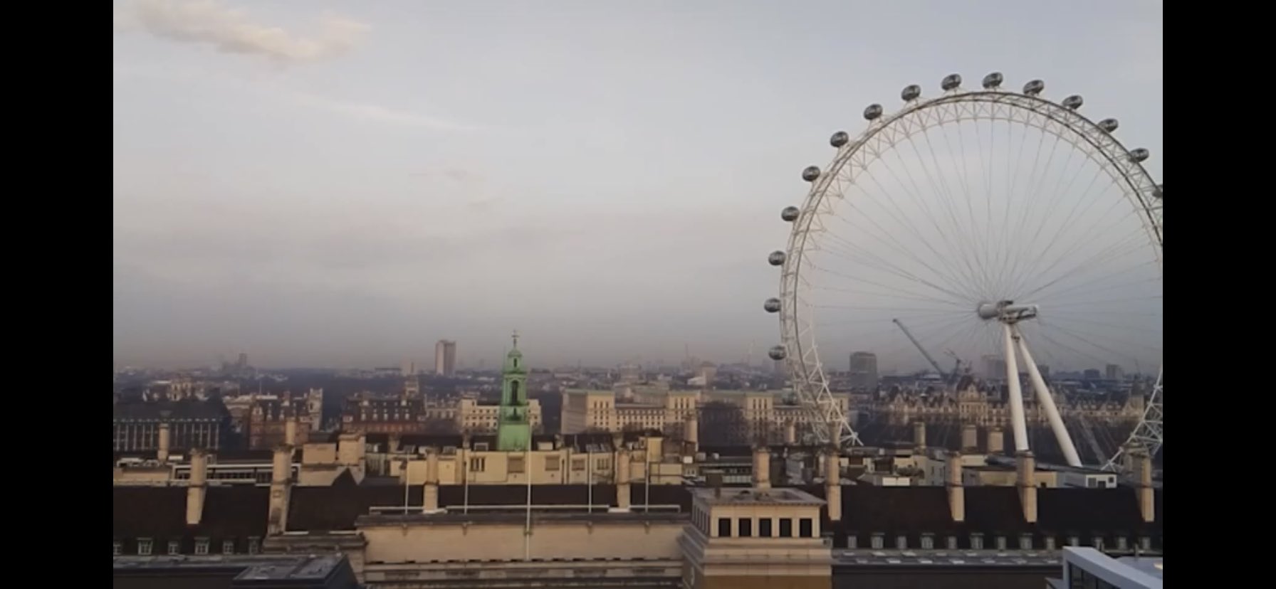 トリビア英語たん 大空を見上げよう ロンドンは今日もいい天気ですね 西岸海洋性気候は日焼けになる心配がありません Marine West Coast Climate 西岸海洋性気候 英語 英語垢 英語表現 英語日記 英語勉強 イギリス 西岸海洋性気候