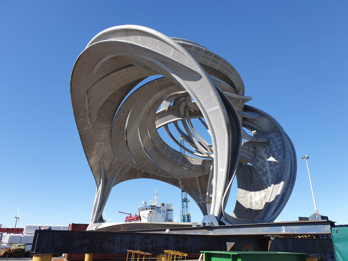 AdoninBV's tweet photo. Wij zijn betrokken bij de engineering van de fundering in het dijklichaam alsmede de inrichting rondom het nog te plaatsen kunstwerk “Broken Jug” in Harlingen ter hoogte van P-1. Het kunstwerk is 14 meter hoog en 45 ton zwaar. Voor ons een special om trots op te zijn! https://t.co/9pPyrKwv89
