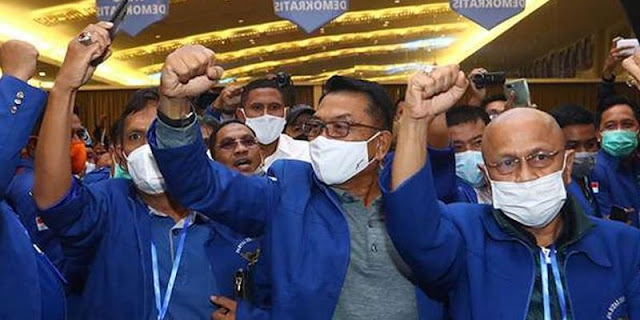 Jangan tanggung... 
Teruslah kalian berjuang sampai titik darah penghabisan........!!! ( Pingin Lihat )

Selamat Partai Demokrat 
Pimpinan Ketua Umum AHY