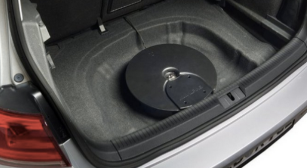 bannings1's tweet photo. This #Alpine #Subwoofer is designed to fit right into the spare wheel compartment of a #Volkswagen #Golf6 or #Golf7. It's an easy, inexpensive way to improve the bass &amp; sound dynamics without taking up any trunk space. ☎️ us today for more info. https://t.co/Hrstz8LIEx https://t.co/FX7UD9jMmX