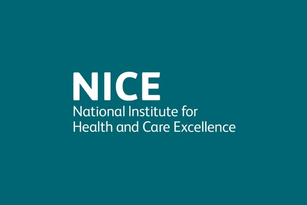 METrustUK's tweet image. The new publication date for the NICE Guidances will be❕18 Aug 2021. This is due to "the large number of comments received during consultation on the #MECFS guideline, and the additional work needed to respond to them fully”  @NICEComms #pwME #NICEguidelines