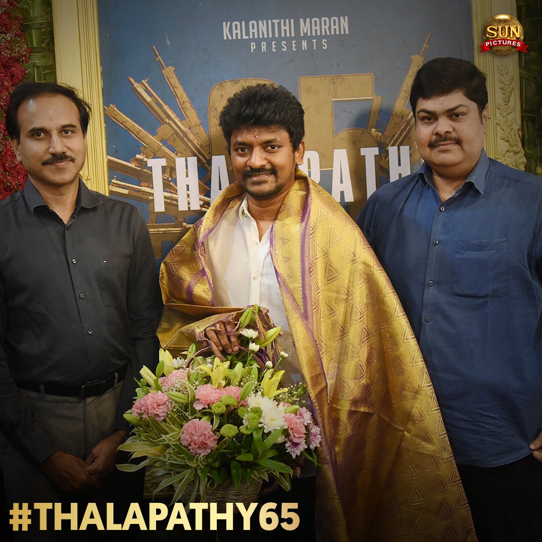 sunpictures's tweet photo. #Thalapathy65Poojai

@actorvijay @Nelsondilpkumar @anirudhofficial @hegdepooja
 
#Thalapathy65 https://t.co/neqZvKeDKy