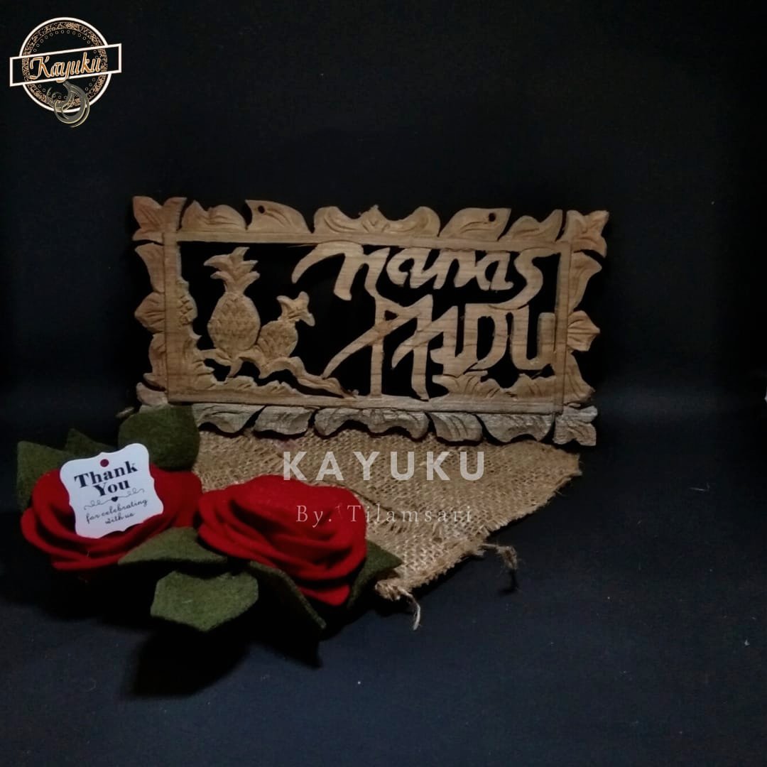 desabulakan's tweet photo. Souvenir cantik &amp; unik, asli buatan wong Bulakan. Asli kayu jati, ukiran halus. 
Yuk, cintai produk lokal, dukung kemajuan UMKM yang ada di desa. Karena UMKM juga berhak keren!

Info dan pemesanan: 0858 7057 7376
Monggo bapak @ganjarpranowo dan semuanya, barangkali mau pesen..🤗 https://t.co/pYDEutdLH5
