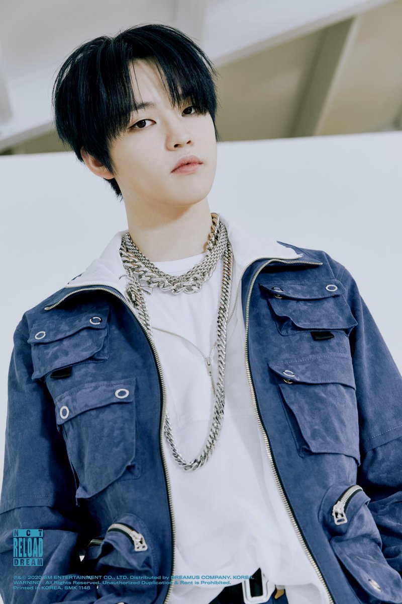 i think the majority of little suns would agree that chenle really owned reload/ridin' era with this black haired look