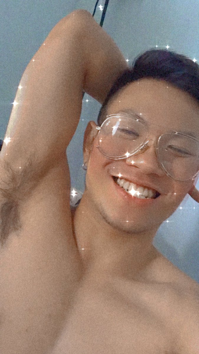NguyenViru's tweet photo. Trai Bisex 2k Việt Nam (Saigonese). Có ai muốn xem clip tắm 10p &amp; info bạn này thì retweet &amp; inbox mình nhé. https://t.co/9947vkQsJZ