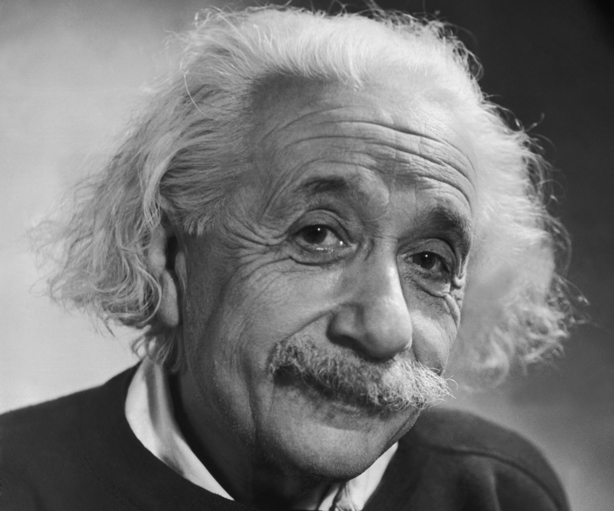 As this is World Autism Awareness Week, we would like to share the pictures of 3 famous scientists who are all believed to have been on the spectrum. 
Can you name them? 
#AutismAwarenessWeek 
<a href="/KnightswoodSec/">KSS</a>