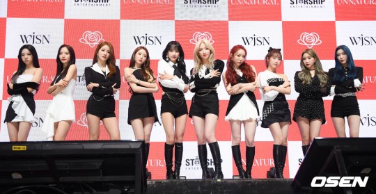 WJSNDAILY's tweet photo. [PIC] 210331 #WJSN at the #UNNATURAL media showcase (1) 

#우주소녀 #언내추럴 https://t.co/l1nvv6mNhk