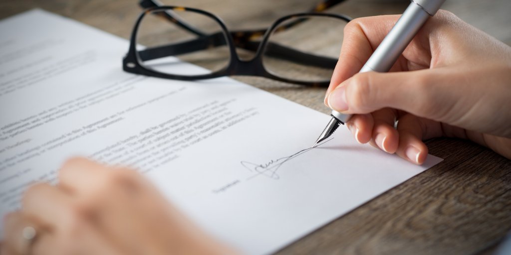 ArkenLegal's tweet photo. A Lasting Power of Attorney or an Advance Decision? And can you have both? https://t.co/YvFv2PiNBK #estateplanning #legaltech #privateclient #lastingpowerofattorney #willsoftware https://t.co/qJM1FmH1f4