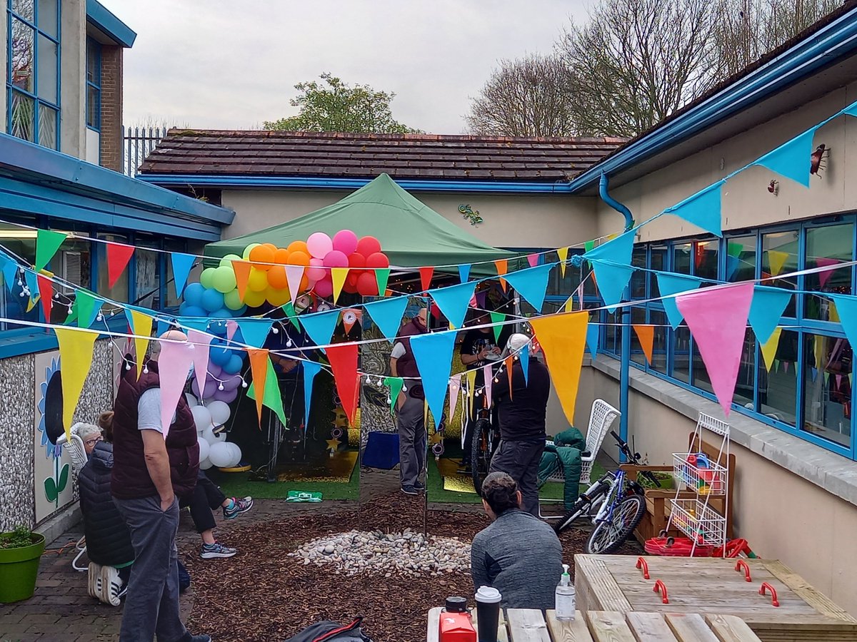 ClarawoodSchool's tweet photo. Just 82 minutes left of the Keep 'er Lit Challenge! A huge effort by all involved and the fundraising is going great. Thank you everyone!Please follow the link to donate if you feel you can
https://t.co/aInLxoBFJR
Thank you for the support @gtcc_ @jonathanrea @winkerwatson1 https://t.co/D1CaraspTP
