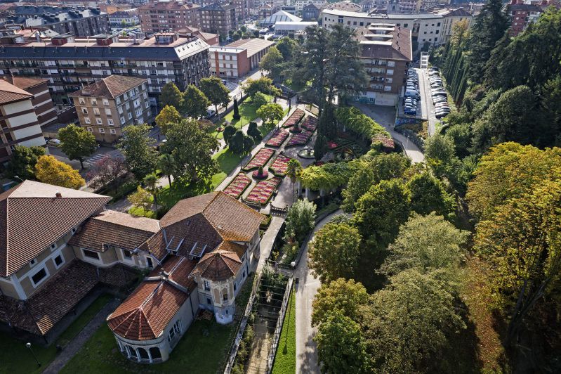 PatrimonioAlava's tweet photo. #Laudio. El parque de #Lamuza tiene 8,5 ha. Alberga el Palacio y demás edificios de la Finca del #MarquésdeUrquijo. #Álava
Foto: @aiaraldeatur https://t.co/CnqXCk4ZTx