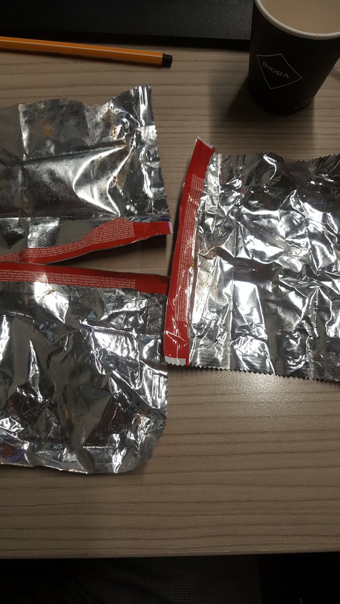 Merhaba <a href="/Eti_Destek/">ETİ Destek</a> Allahaşkına bu kodları nasıl okuyalım evir çevir evir çevir olmuyor, bide  bazıları silinmiş #karam #bitterçikolata içine geçmiş valla #eti akşama #çekiliş var ne yapıcagız gittimi #minicooper lar