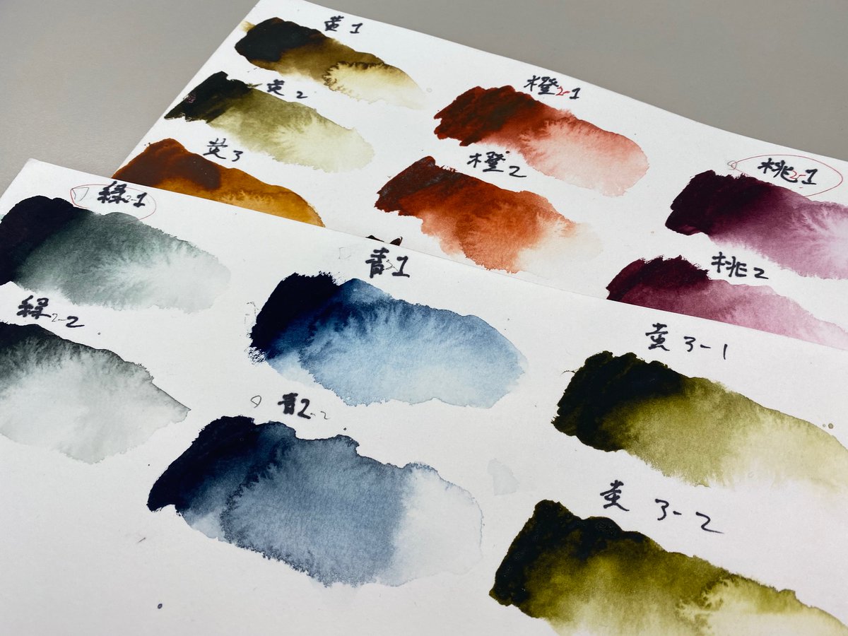 公式 墨運堂 ご好評をいただいている 絵墨 明 の 開発時の様子です 監修いただいた京都芸術大学の岩泉慧先生より拝借しました 調色に苦労している様子をご覧ください 絵墨 イラスト 制作の裏側 裏話 ４月１日ですが ホントの話 エイプリル