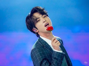 Jk_chiaaa's tweet photo. Jangan terlalu banyak berkorban untuk orang lain dan hargailah dirimu sendiri. Kata-kata inilah yang ingin saya sampaikan. Cintai dirimu sendiri.
-Kim Seokjin

I vote #BTS for #StanWorld 

#방탄소년단 @BTS_twt @bts_bighit https://t.co/MWARxN1gVO
