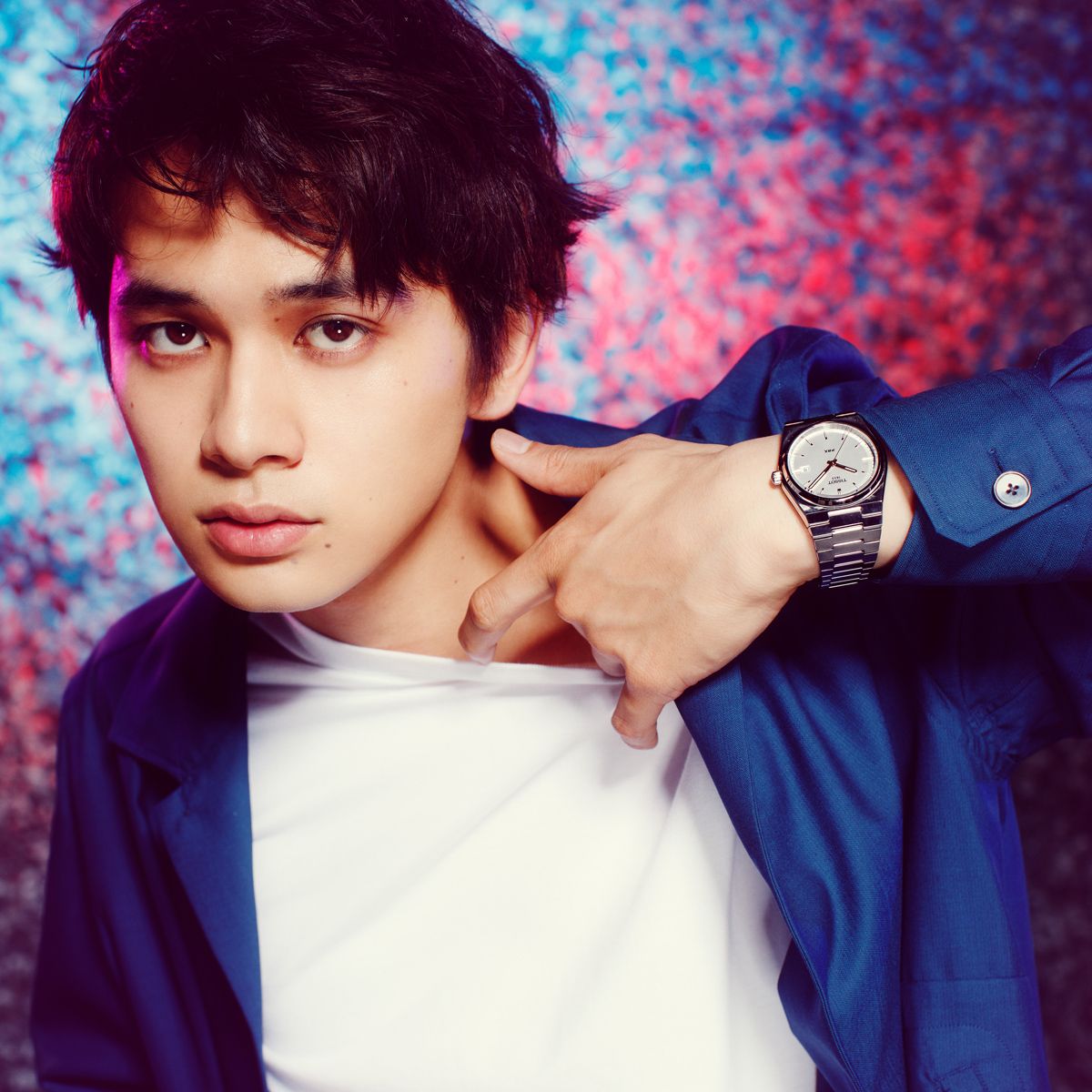 時計は男の勲章」と語る俳優の北村匠海が、「TISSOT PRX（ティソ