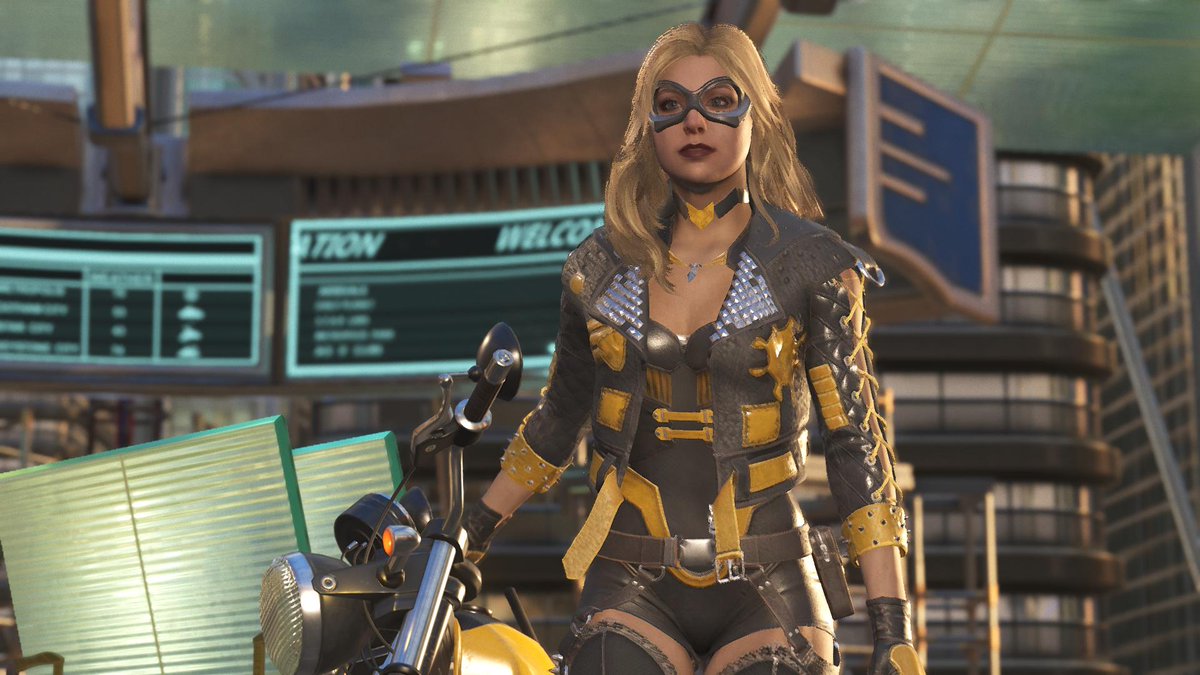 ShockJockQueen's tweet photo. "Let them hear the Black Damn Canary."
The rockin' blonde Bird of Prey returns to the #Hobbitish house, joining @OfBirdsAndBats! MV, OC and IRL friendly, of course!
This is Dinah Lance, daughter of Dinah Drake. There is, however, an alternate take I want to share here. https://t.co/Ykfrj6VGi7