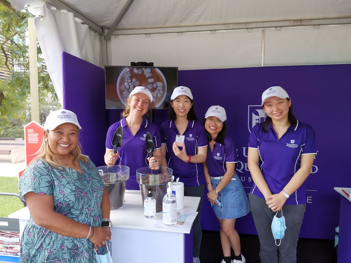 DrLyc_Angeline's tweet photo. Had a great day out last Friday with a wonderful crew of Science Ambassadors from IMB to promote the #soilsforscience program @WSFBrisbane. A good basis for discovering the next generation of antibiotics. 🔬🦠🧪 https://t.co/UYN88RSwzn