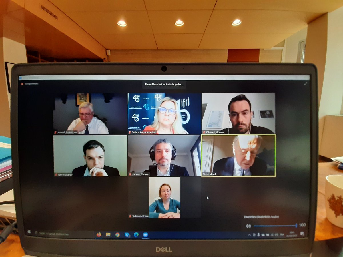 PierreLevyDiplo's tweet photo. Ouverture de la conférence @IFRI_ " la Russie parle-t-elle le même langage climatique que l'Union européenne ?" Excellente initiative en partenariat avec @dialoguetrianon.  Principe de base : parler le même langage  pour agir ensemble. #environnement #Climat https://t.co/70LthJjcyG