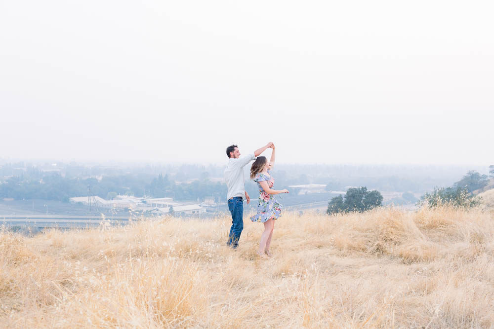 poppedblog's tweet photo. Hazy Hillside Engagement Session in Sacramento
https://t.co/qv5gO6AE6W https://t.co/swmb6nzsgl