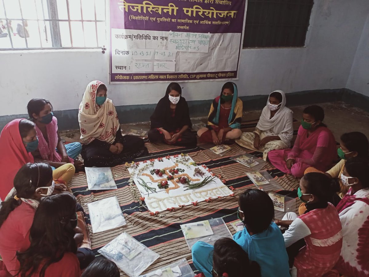 Humana_India's tweet photo. In the Tejaswini Project, implemented by #HPPI in #Jharkhand, several adolescent girls & young women (#AGYW) came together & rallied in their villages to raise awareness, organised Poshan melas, workshops on nutrition in Tejaswini Clubs and sensitised AGYWs & their families. 2/2 https://t.co/Wf0DvTrouP