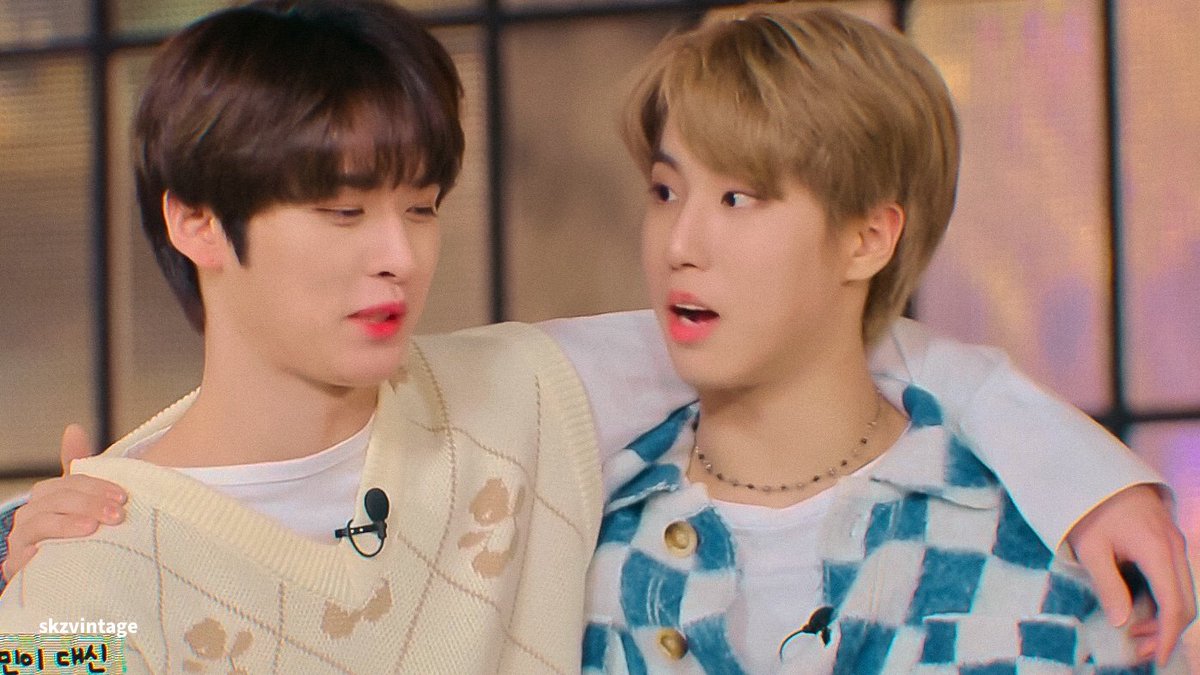 minsung_skz_'s tweet photo. 𝓽𝓪𝓰𝓼:
#leeminho #hanjisung #minsung #minsungmoment #minsungkiss #minsunghug #minsungshipper #minsungcouple #minsunglove #minsungisreal #couple #relationshipgoals #truelove #shipper #minsungimagine #minsungskz #minsungcute #minsungforever #minsungsmut #minsungmoans https://t.co/iPOUNLx2SQ