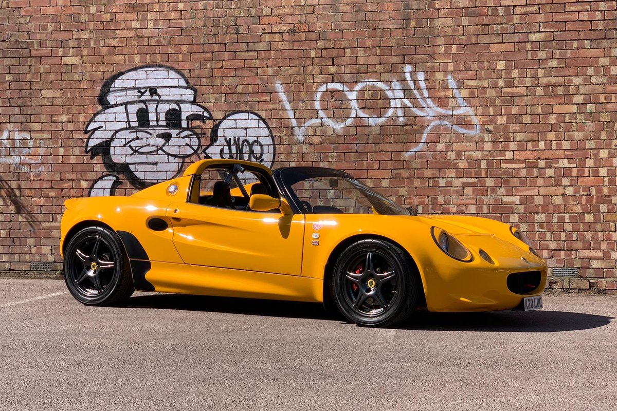 MarkjLivy's tweet photo. @AbsoluteLotus_ They sure are. Bring on the summer 👍🏻 great S1 Elise write up by the way @AbsoluteLotus_ #eliseS1 #K20elise #lightisright #forthedrivers https://t.co/1tr35cy1Dc