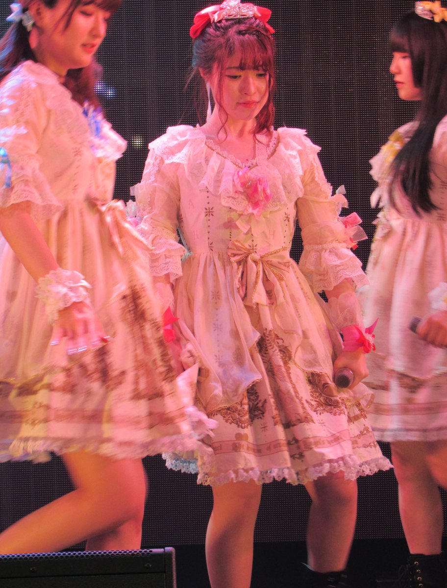 hirohiroqoi's tweet photo. メモプリライブ
#メモプリ
#MemorizePrincess
#撮影可ライブ
#根古水ヒメ
#月丘つかさ
#蒼野まゆ
#常楽ニーナ
#赤羽ReNYα https://t.co/tALW9NHqg0