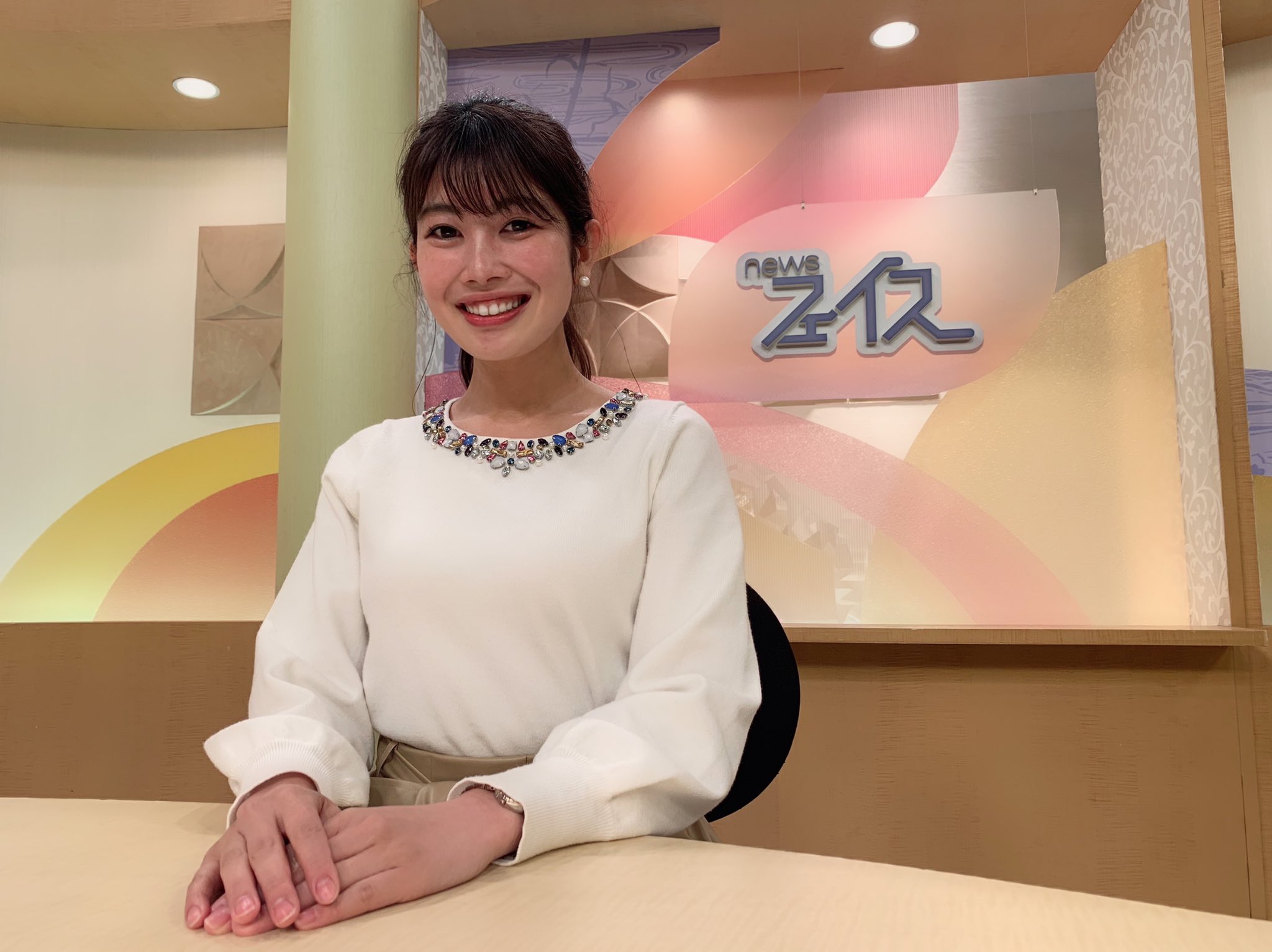 梅山茜 【お知らせ📣】 明日4月1日からKBS京都の「newsフェイス」のキャスターを担当致します🎤  私の担当は火曜と木曜…ということで初回は明日😳！ひょえー。どきどき。 温かい目でよろしくお願いします🙇🏻‍♀️ (四国は映らないけどまた見 ...