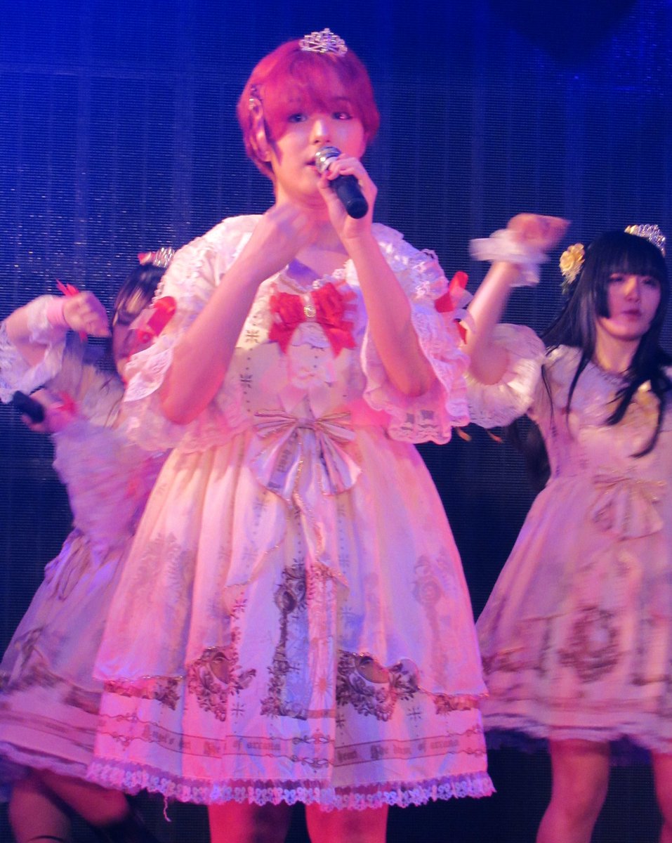 hirohiroqoi's tweet photo. メモプリライブ
#メモプリ
#MemorizePrincess
#撮影可ライブ
#根古水ヒメ
#月丘つかさ
#蒼野まゆ
#常楽ニーナ
#赤羽ReNYα https://t.co/tALW9NHqg0
