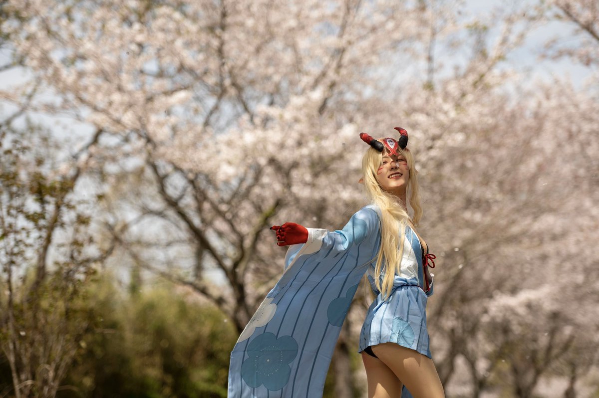 Twoucan 高校生レイヤー の注目ツイート コスプレ