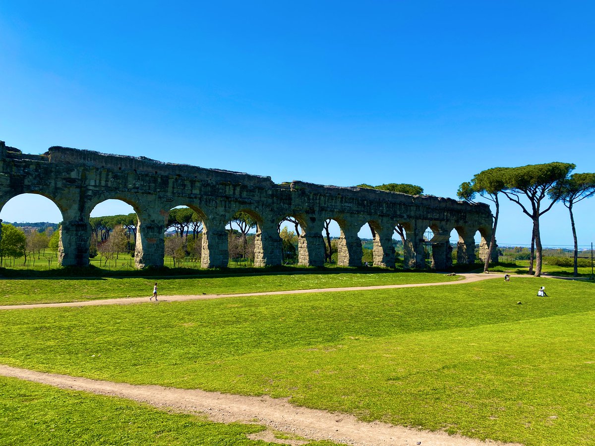 Aqueducts are synonymous with Roman engineering, but most of them were actually subterranean. The Parco degli Acquedotti is special because two of Rome’s most important waterworks are very visible.The tall arches of the Aqua Claudia are contrasted by the stout Aqua Felice!
