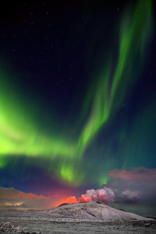 Aurora borealis localised above Geldingadalur volcano, Iceland 
 by zacaox