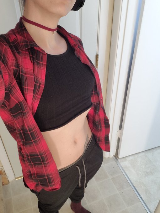 Anyway, have some lesbian energy https://t.co/L6JtiFC4vQ<a href="/tag/trans"class="tags"><span>#trans</span></a><a href="/tag/onlyfans"class="tags"><span>#onlyfans</span></a><a href="/tag/transfemme"class="tags"><span>#transfemme</span></a>