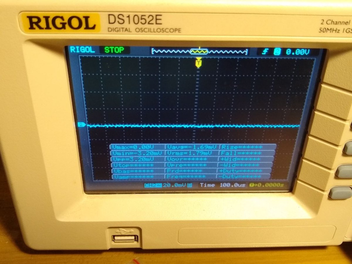 Intronic_ar's tweet photo. Testeando fuente LMR14050 de Texas Instruments. A una frecuencia de 1 MHz tiene una eficiencia del 94% aproximadamente.

Nosotros: https://t.co/PJLnCaBj97
LinkedIn: https://t.co/uzeNwM6nBJ
Instagram: 
@intronic_ar

 YouTube: https://t.co/yx1bwhI7nY https://t.co/c47npaRTAE