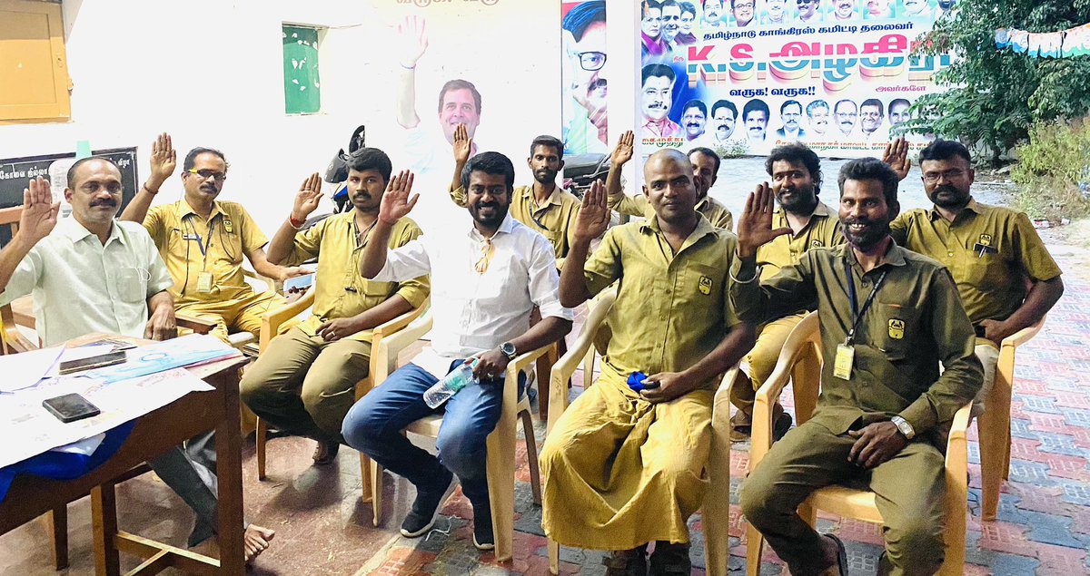 hmjyothish14's tweet photo. Campaigned among Coimbatore south constituency #Autodrivers #AutoDriversUnion @MayuraSJ our @INCIndia @deepsealioness alliance candidate #Mayura_S_Jayakumar_For_Coimbatore_South #TamilNaduElections2021 #CoimbatoreSouth https://t.co/7ax1M2NJzA
