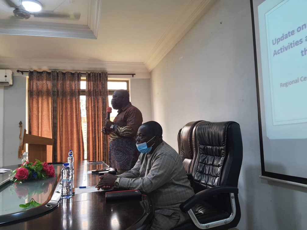 StatsGhana's tweet photo. 2021 PHC information session ongoing in Koforidua with the Honourable Regional Minister and the Government Statistician in attendance. The session aims to sensitise the Regional Coordinating Council and regional stakeholders on the census.

@Acheampong_SK @GV_Statistician https://t.co/7mbepVOEyI