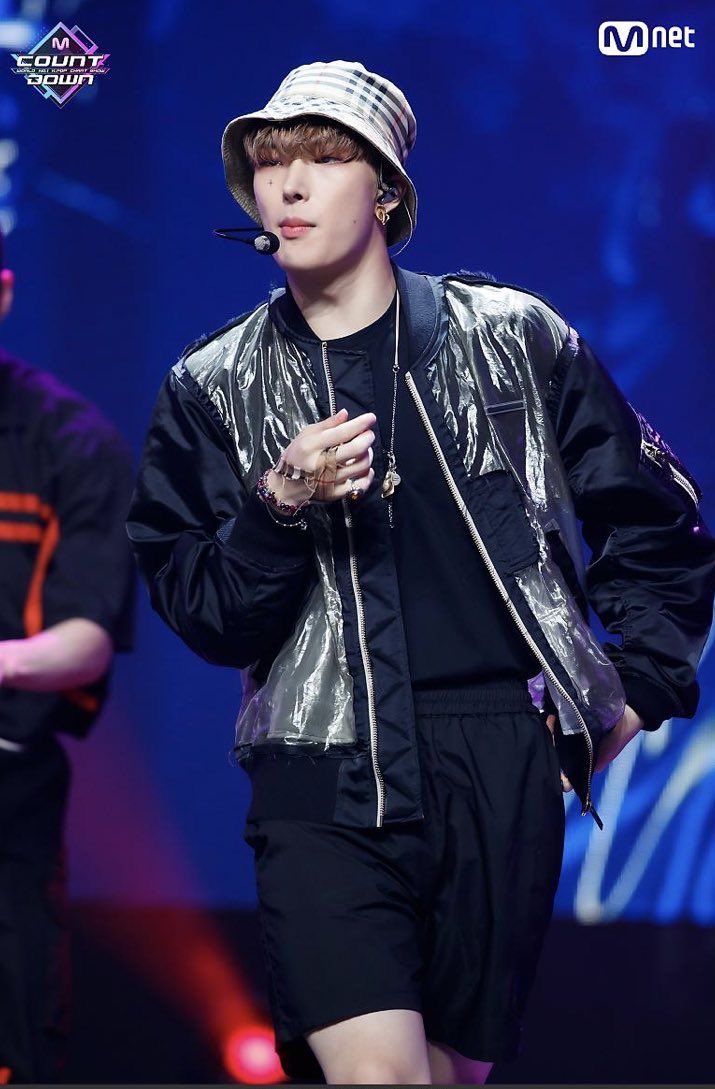 myaurorahj's tweet photo. Did we forget Thanxx era Mingi? #STANWORLD #에이티즈 #ATEEZ @ATEEZofficial https://t.co/7X2L8buduy