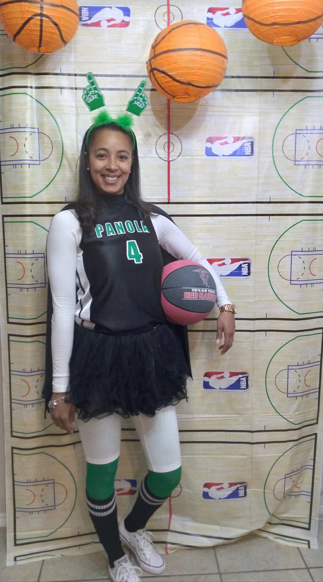 Kim Webb tweet media