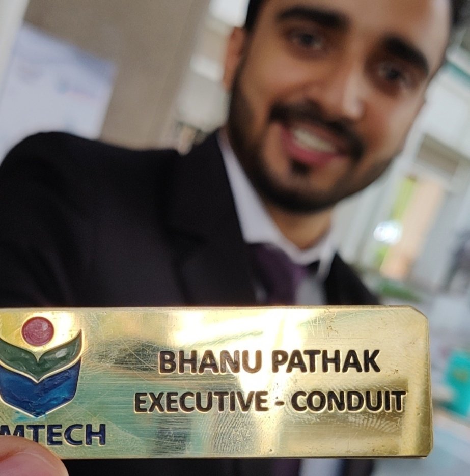 bhanu_pathak_'s tweet photo. "Leadership is about vision and responsibility, not power."
.
Finally received my badge for my position as the executive member of Alumni Conduit of BIMTECH.
#bimtech22 #leadership #responsibility #suitup https://t.co/AIggzJnw4W