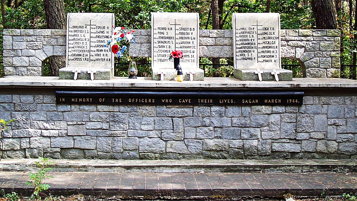 This month marks the 77th anniversary of 'The Great Escape' from the Luftwaffe-run POW camp, Stalag Luft III, near the town of Sagan in Poland.

We take a moment to remember the 50 Allied airmen who were captured and murdered by the Gestapo after their escape. #LestWeForget #WW2