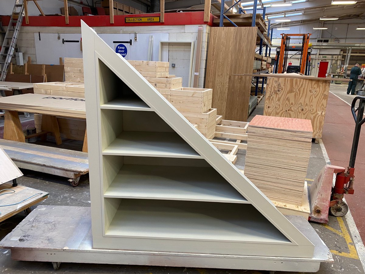 Wanting to utilise that space under your stairs? Have a look at these understairs storage solutions! Made #bespoke to fit to your specifications. Contact us on 01522 852520 or joinery@lindumgroup.co.uk to find out more.