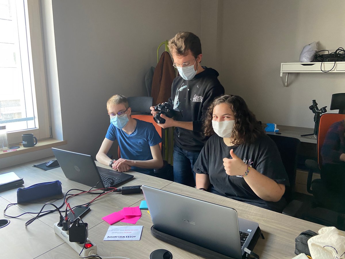 À l'issue de la première journée, 3 équipes du <a href="/mmi_chambery/">MMI-CHAMBERY</a> ont été retenues pour continuer le challenge #Hackathon :
🍳 À poêle et aux fourneaux
✨ OUT
🌯 SpeedMeal
Pendant 2 jours, ils seront à NewQuest pour développer leur projet innovant 😍 <a href="/aivancityschool/">aivancity School for Technology Business & Society</a> #CampusConnecté