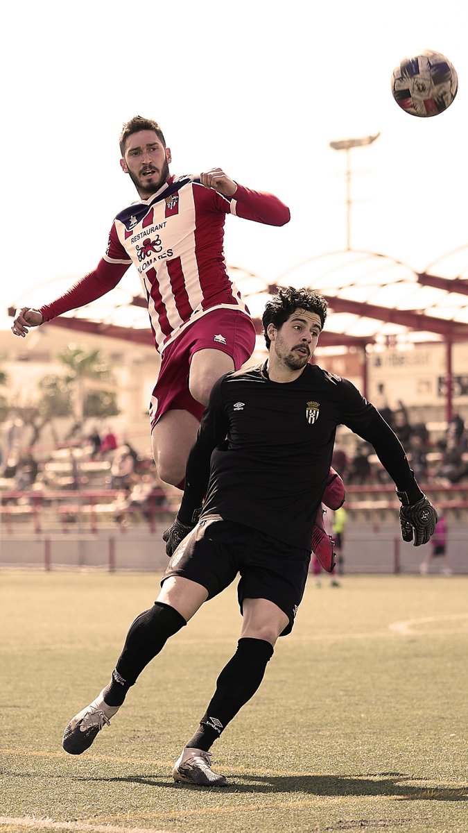 UEVilassardeMar's tweet photo. 📲 📸 😎

#WednesdayWallpaper https://t.co/pL7HLbk2vm