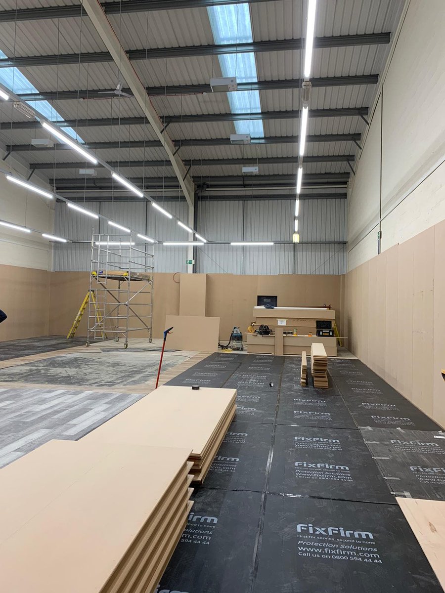 Work has started on the new @flooringsuperstoreuk in Hull. Wont be long now before we see the finished look. apss.co.uk

#newshowroom #showroomfitout #commercialfitout #Hull #newstore