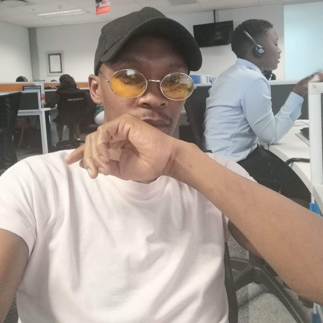 MxolisiLuke's tweet photo. The death of this Facebook friend has left me at a loss for words, Sphamandla Khoza (34) from Ntuzuma has been brutally stabbed, his throat slit by a group of homophobes. Two men have been arrested and one of them has applied for bail. https://t.co/ZmuHx5KOXu