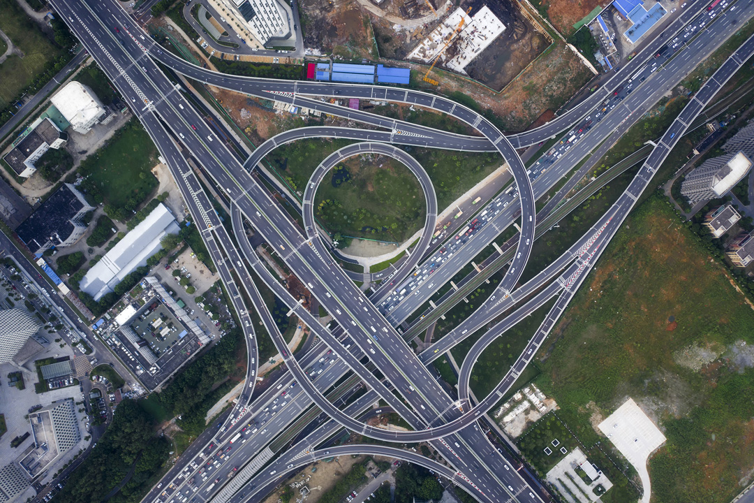 OpticsValleyCN's tweet photo. An effective transport system is a key component of a modern city.✨
Construction of #OVC’s future transport system including ten east-west routes and 15 north-south routes is now in full swing.🚘 #OVCtransport https://t.co/iZHsOPIc25